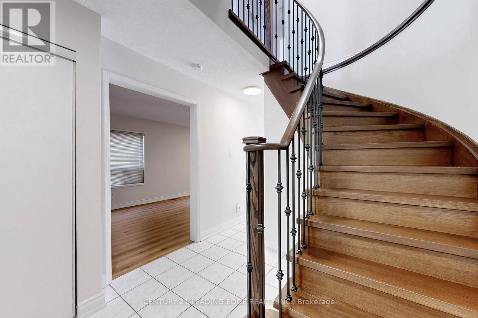 Main Floor - 107 Joycedale Street, Markham, Ontario  L3S 3J2 - Photo 15 - N12955380