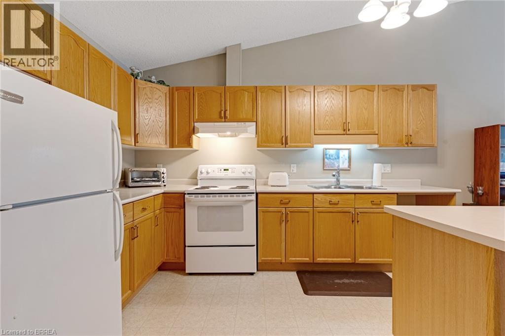 110 Somerset Road Unit# 4, Brantford, Ontario  N3R 5A8 - Photo 19 - 40821381