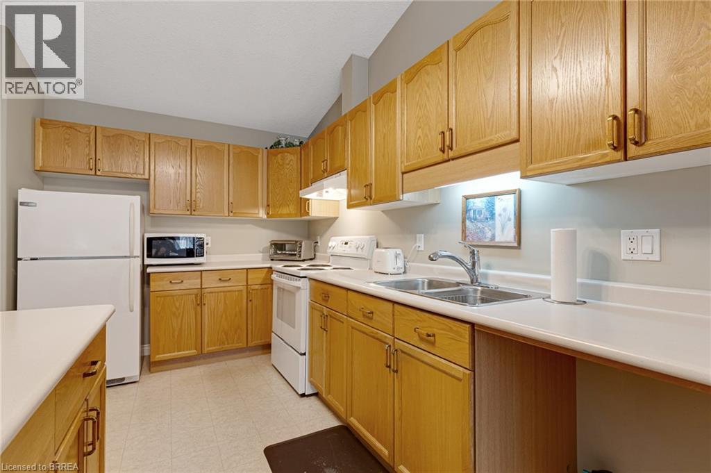 110 Somerset Road Unit# 4, Brantford, Ontario  N3R 5A8 - Photo 21 - 40821381