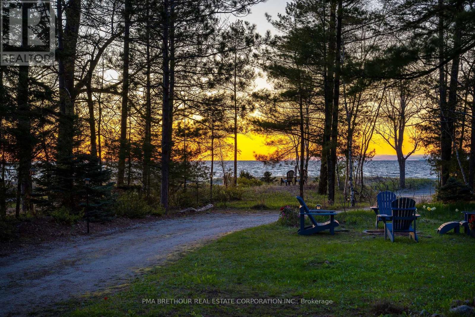 282 Coastline Drive, Wasaga Beach, Ontario  L9Z 2M4 - Photo 45 - S13128194