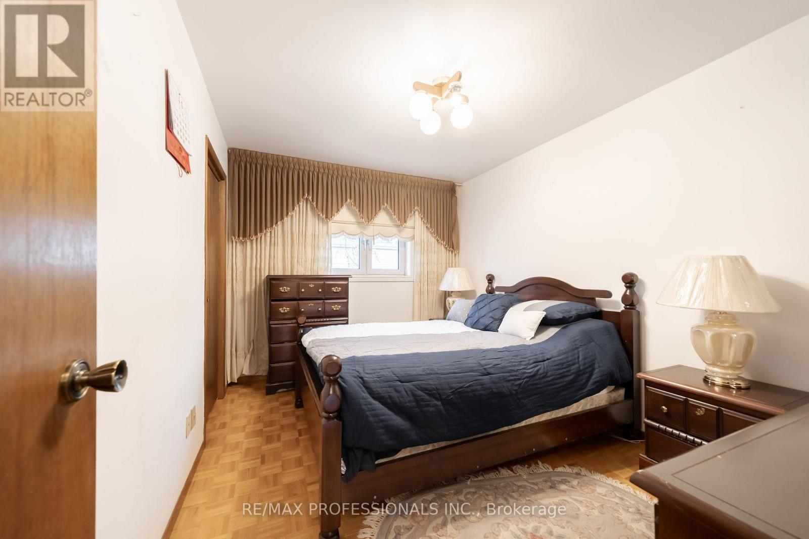1164 Kipling Avenue, Toronto, Ontario  M9B 3M6 - Photo 10 - W13142532