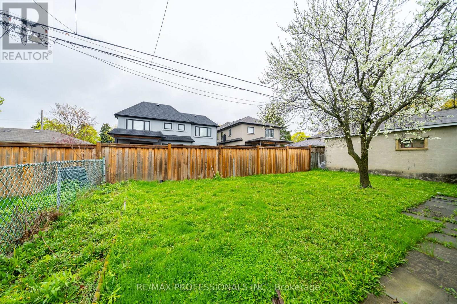 1164 Kipling Avenue, Toronto, Ontario  M9B 3M6 - Photo 16 - W13142532