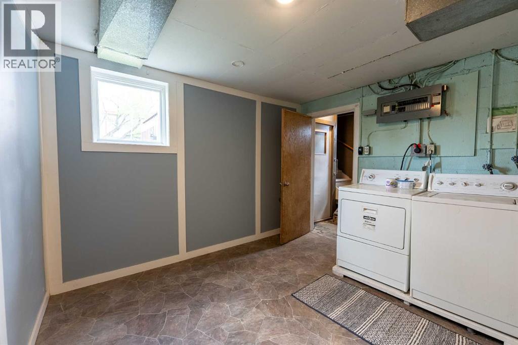 3901 50 Street, Red Deer, Alberta  T4N 1W2 - Photo 24 - A2310027