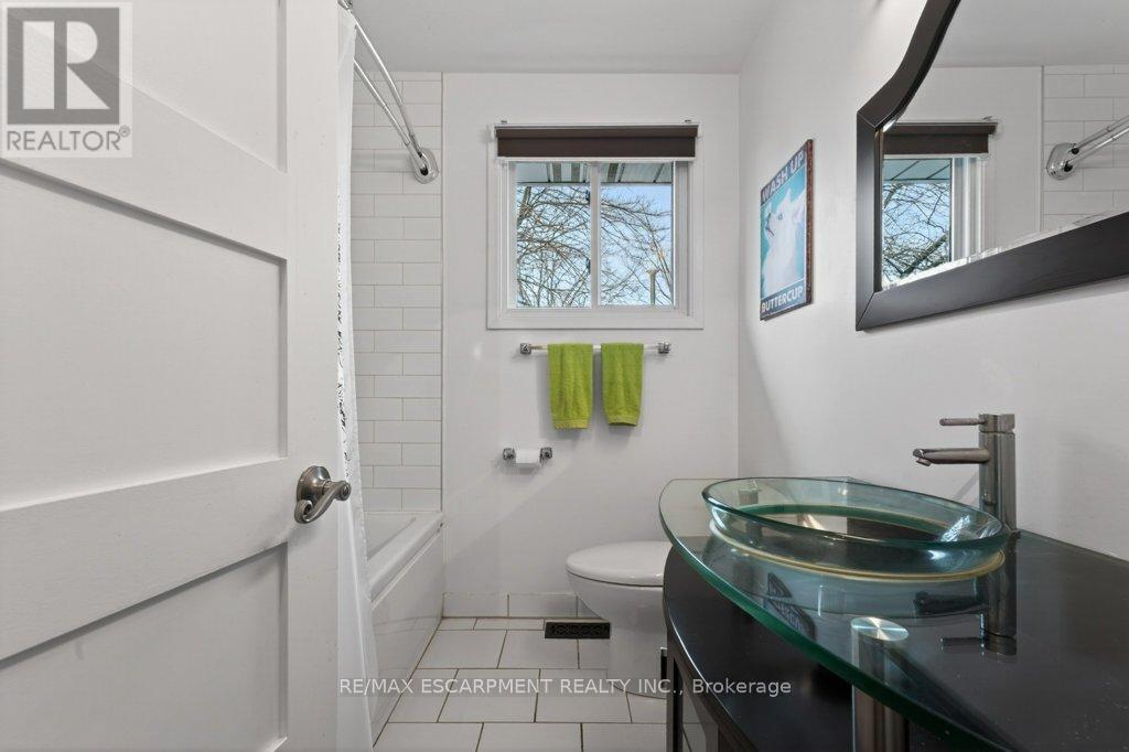 111 Mill Street, West Lincoln, Ontario  L0R 2A0 - Photo 21 - X12996248