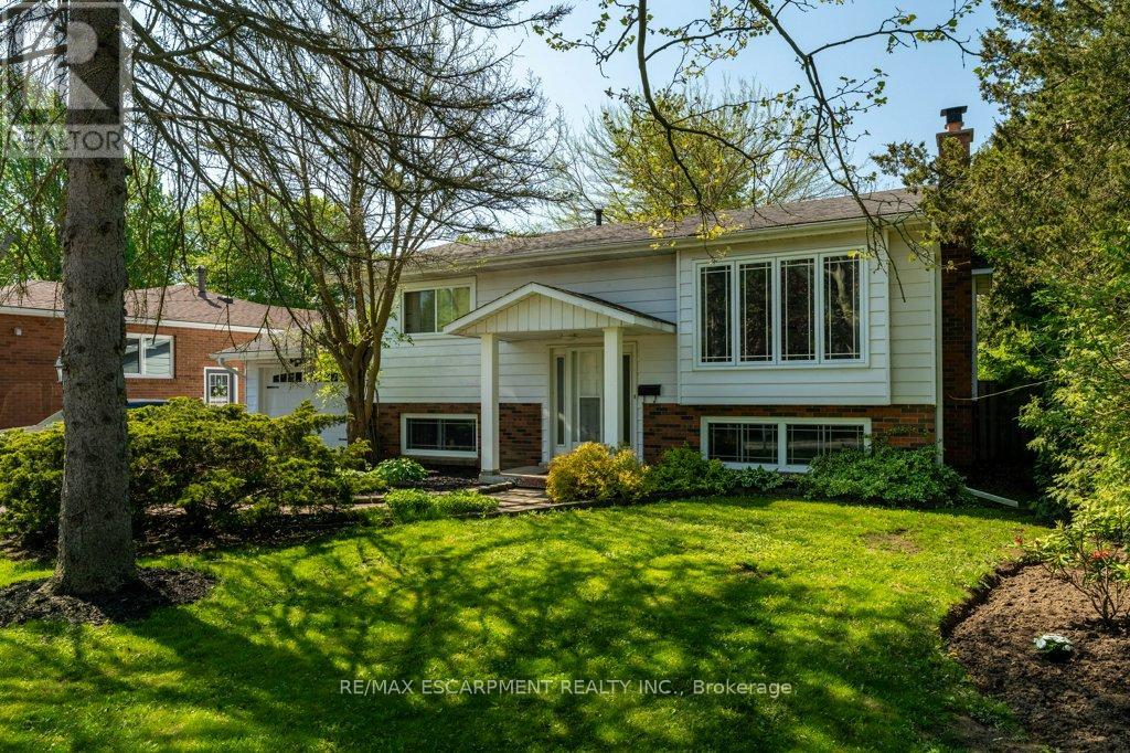 111 MILL STREET, West Lincoln, Ontario