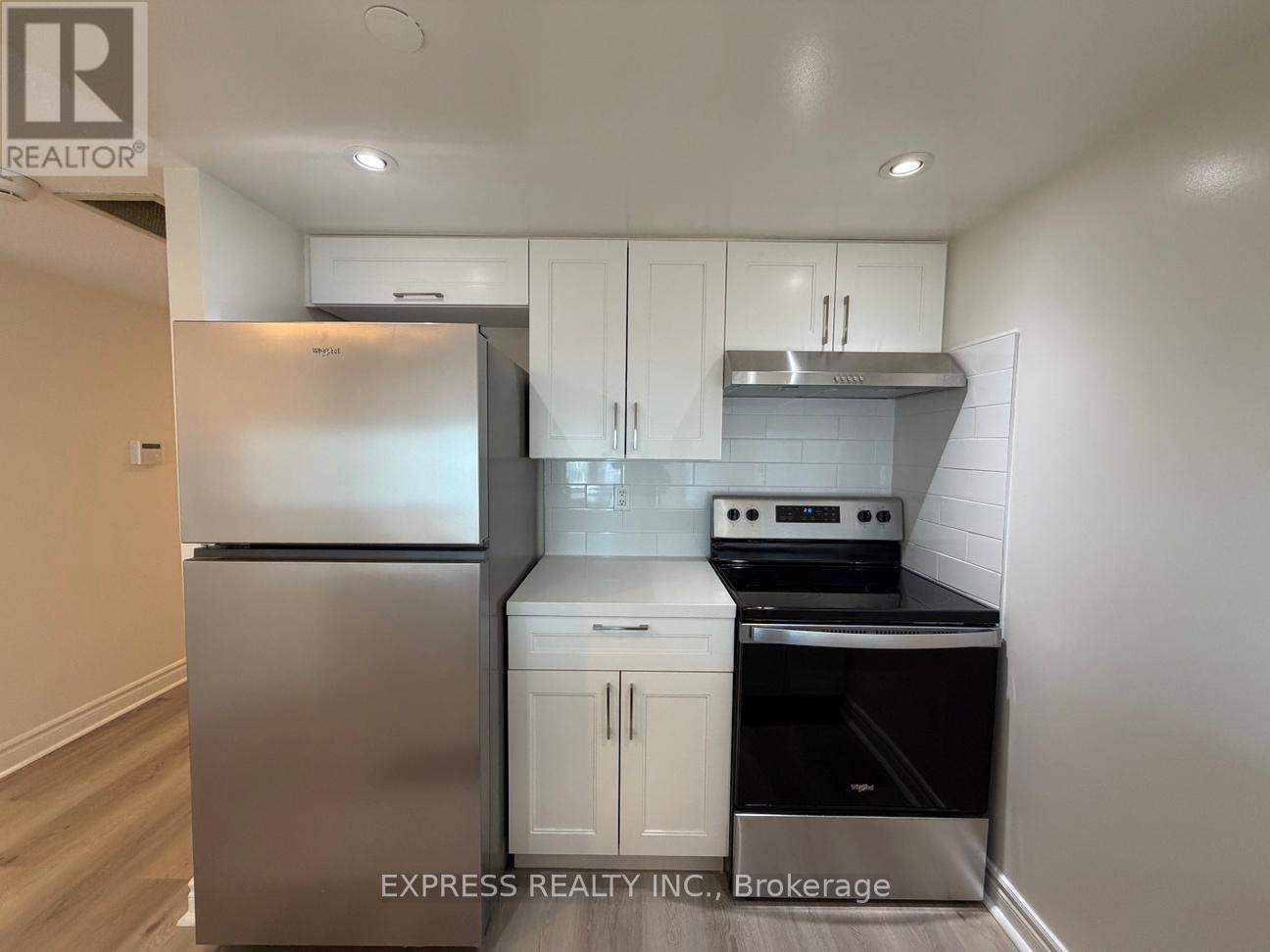2408 - 38 Elm Street, Toronto, Ontario  M5G 2K5 - Photo 3 - C13142784
