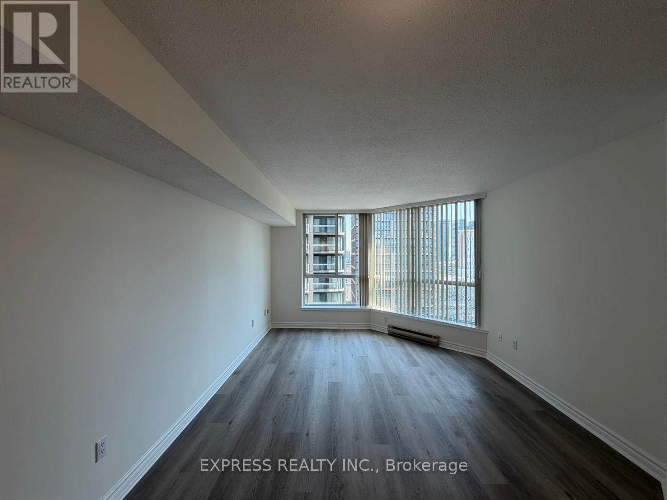 2408 - 38 Elm Street, Toronto, Ontario  M5G 2K5 - Photo 5 - C13142784