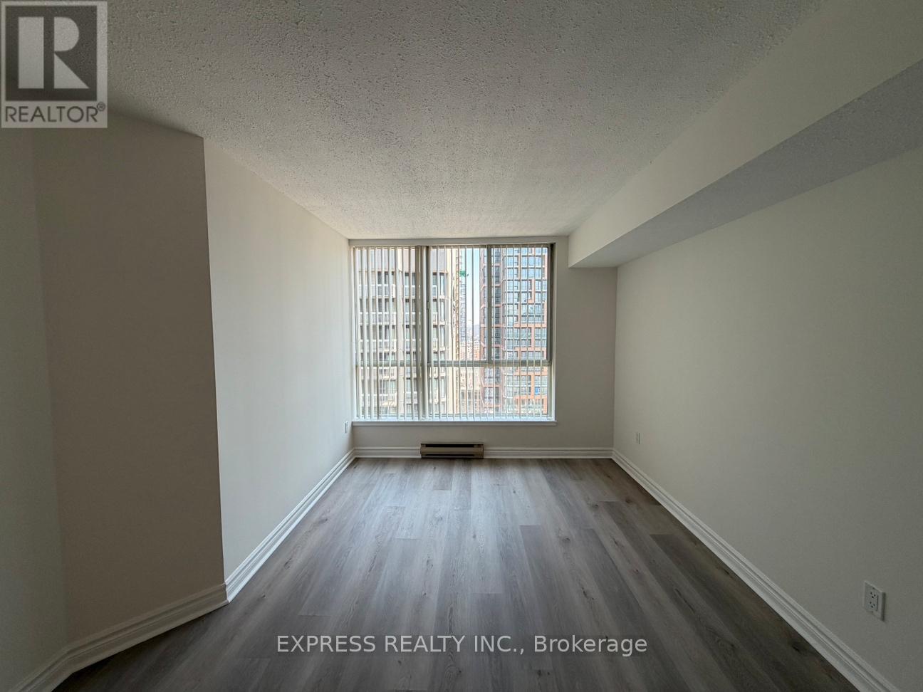 2408 - 38 Elm Street, Toronto, Ontario  M5G 2K5 - Photo 6 - C13142784