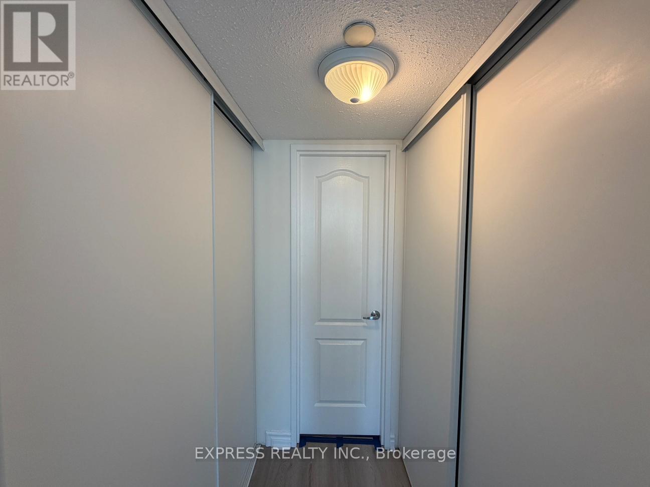 2408 - 38 Elm Street, Toronto, Ontario  M5G 2K5 - Photo 8 - C13142784