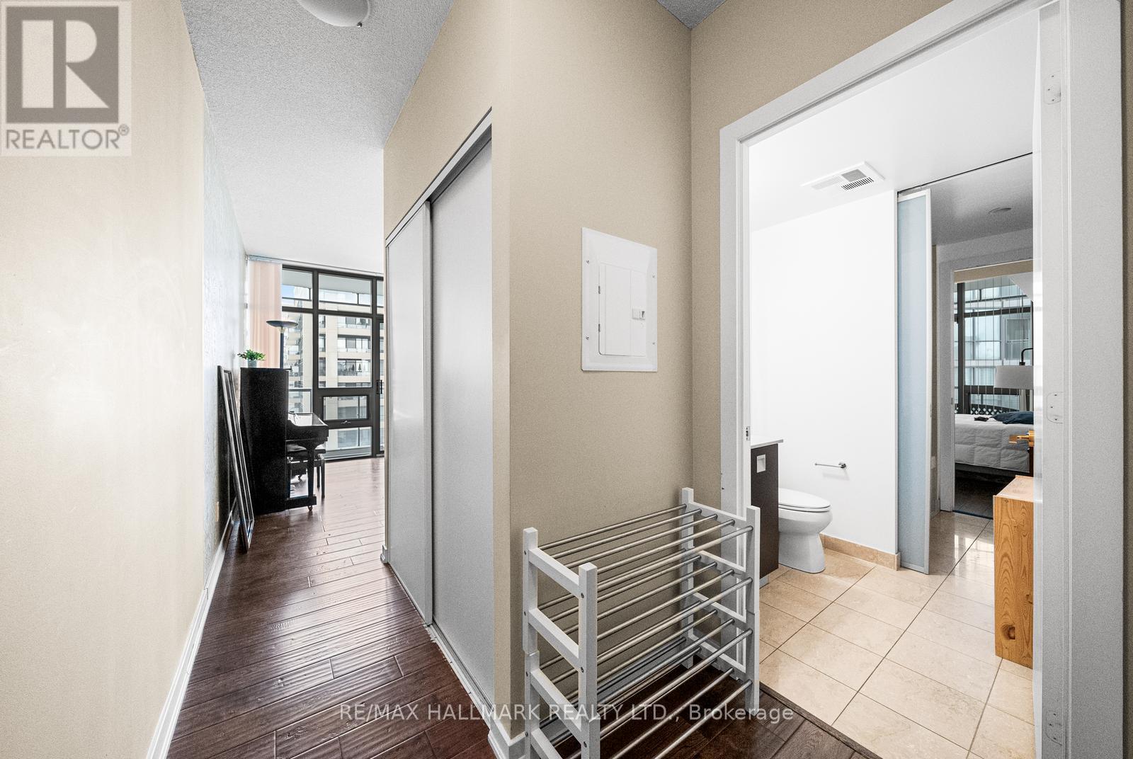 2908 - 33 Charles Street E, Toronto, Ontario  M4Y 0A2 - Photo 21 - C13142788