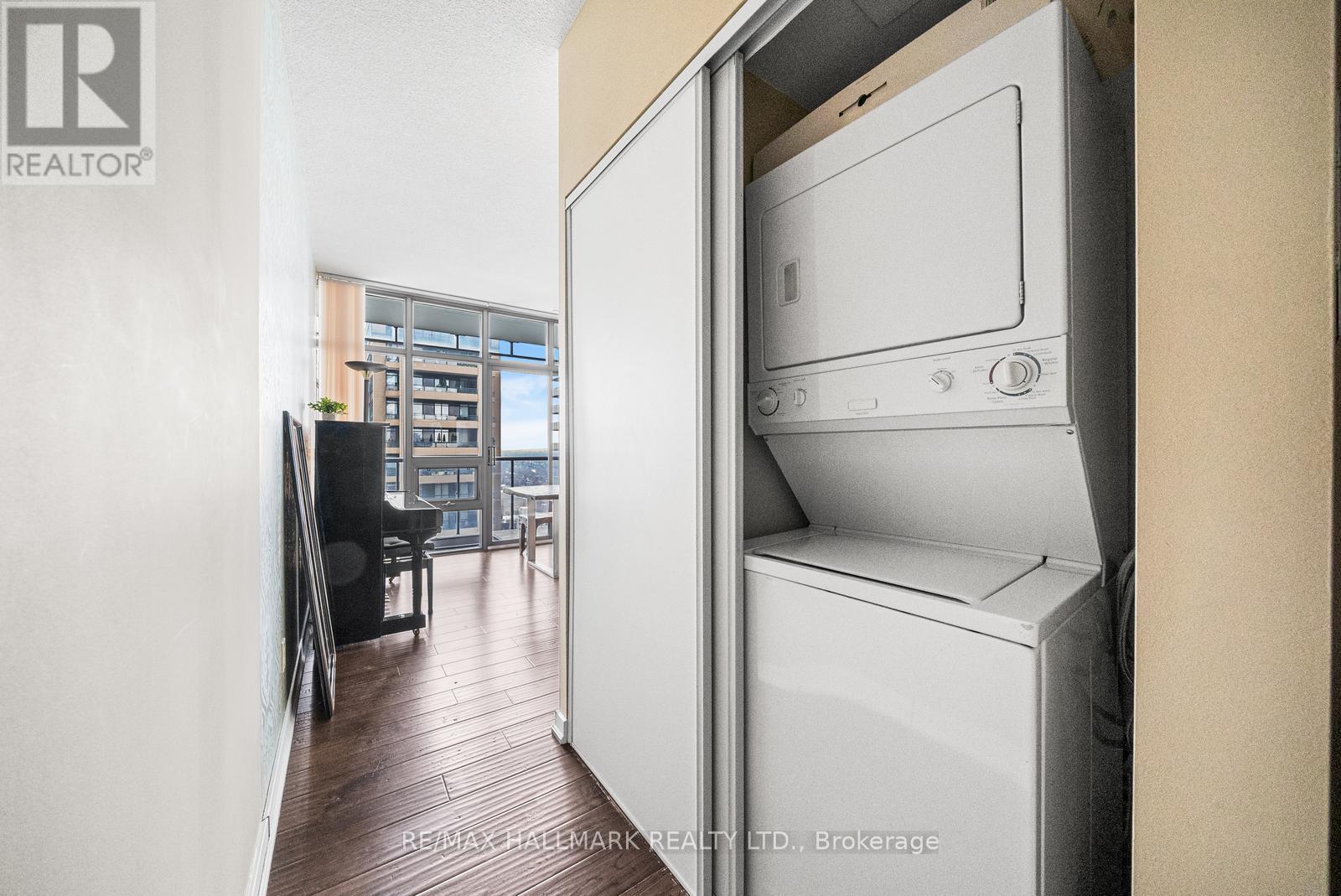 2908 - 33 Charles Street E, Toronto, Ontario  M4Y 0A2 - Photo 8 - C13142788