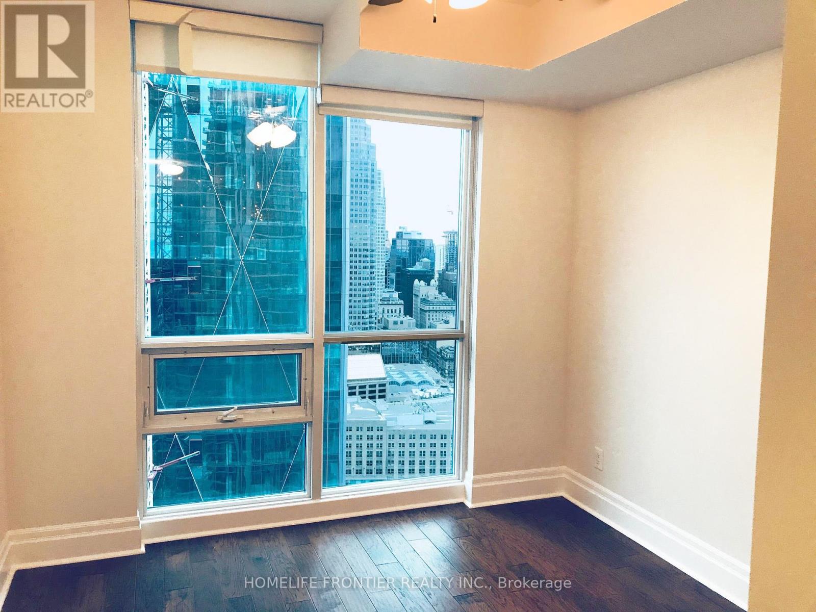 3902 - 16 Harbour Street, Toronto, Ontario  M5J 2Z7 - Photo 2 - C13142846