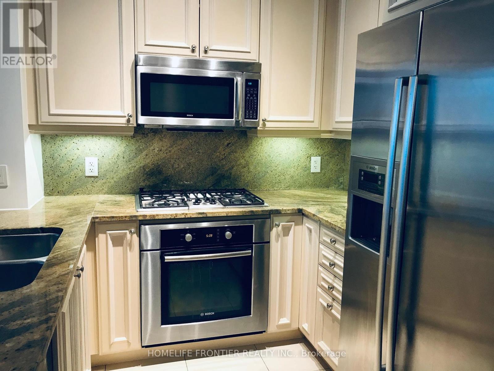 3902 - 16 Harbour Street, Toronto, Ontario  M5J 2Z7 - Photo 6 - C13142846