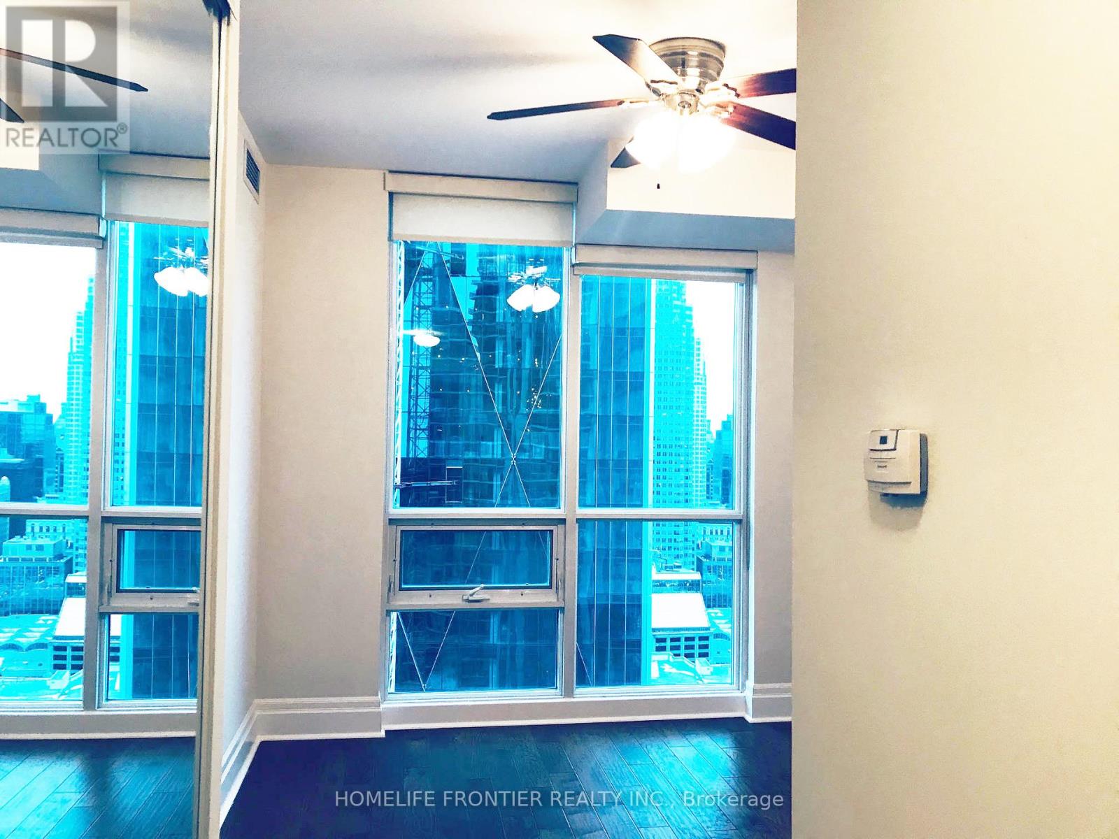 3902 - 16 Harbour Street, Toronto, Ontario  M5J 2Z7 - Photo 8 - C13142846