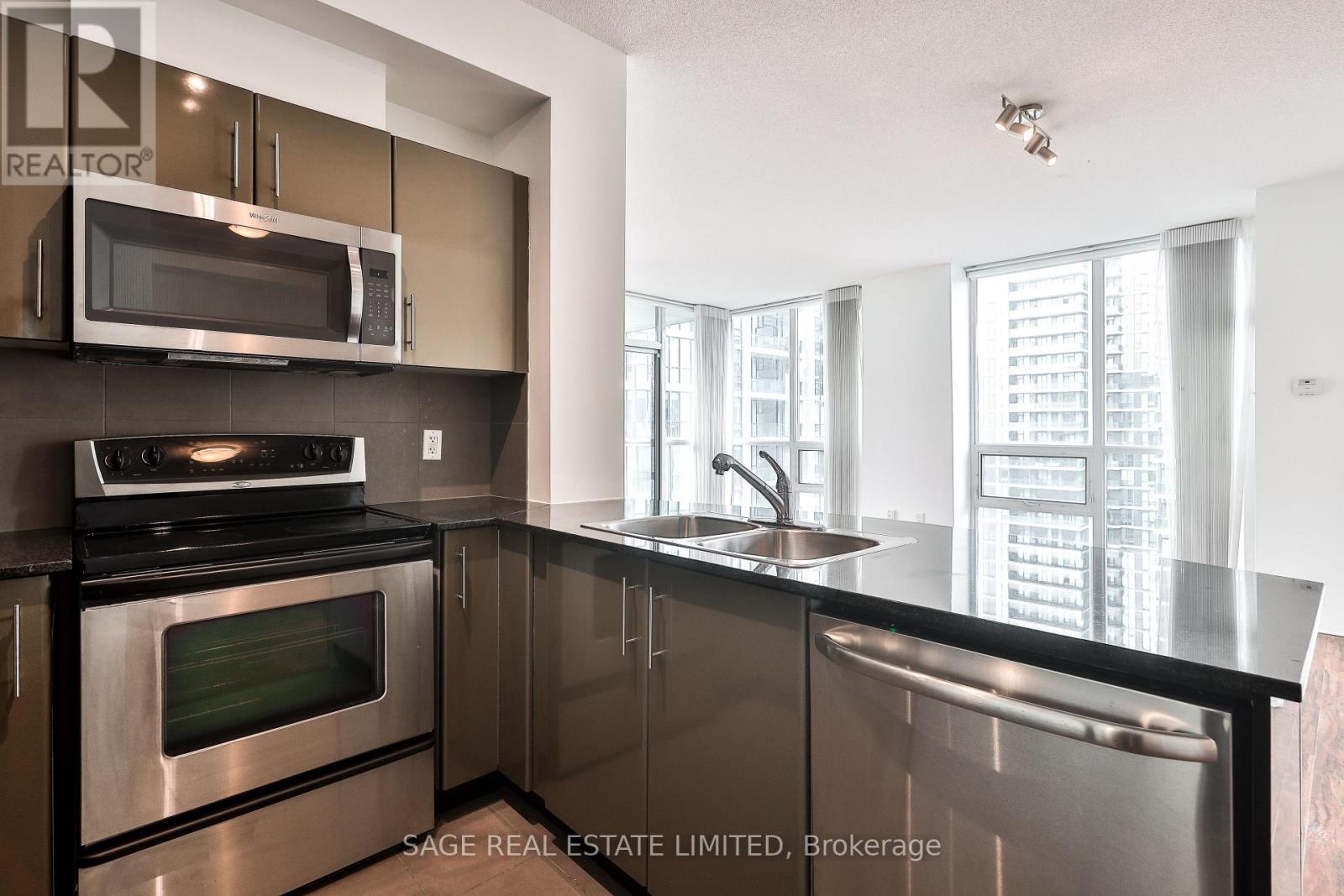 2711 - 16 Yonge Street, Toronto, Ontario  M5E 2A1 - Photo 10 - C13142858