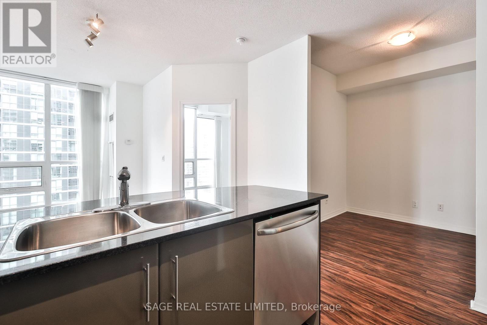 2711 - 16 Yonge Street, Toronto, Ontario  M5E 2A1 - Photo 22 - C13142858