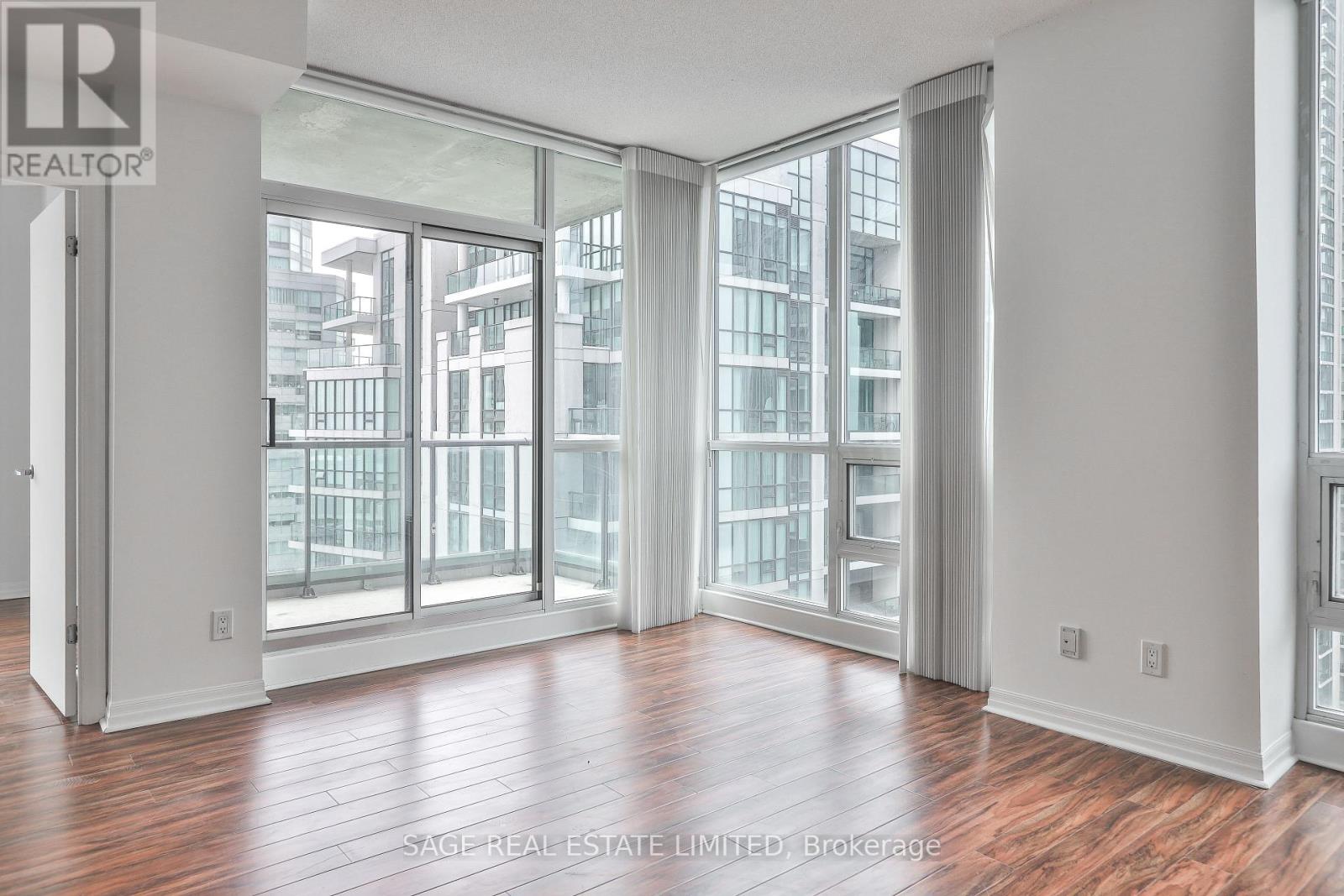 2711 - 16 Yonge Street, Toronto, Ontario  M5E 2A1 - Photo 6 - C13142858
