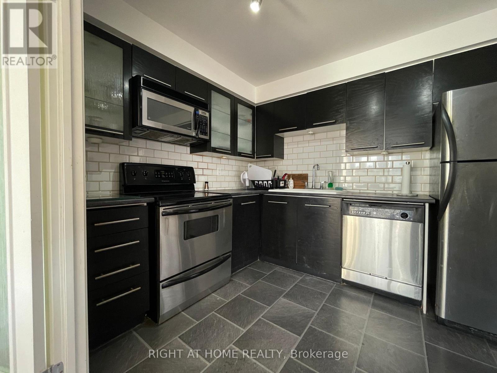 1507 - 298 Jarvis Street, Toronto, Ontario  M5B 2M4 - Photo 13 - C13142866