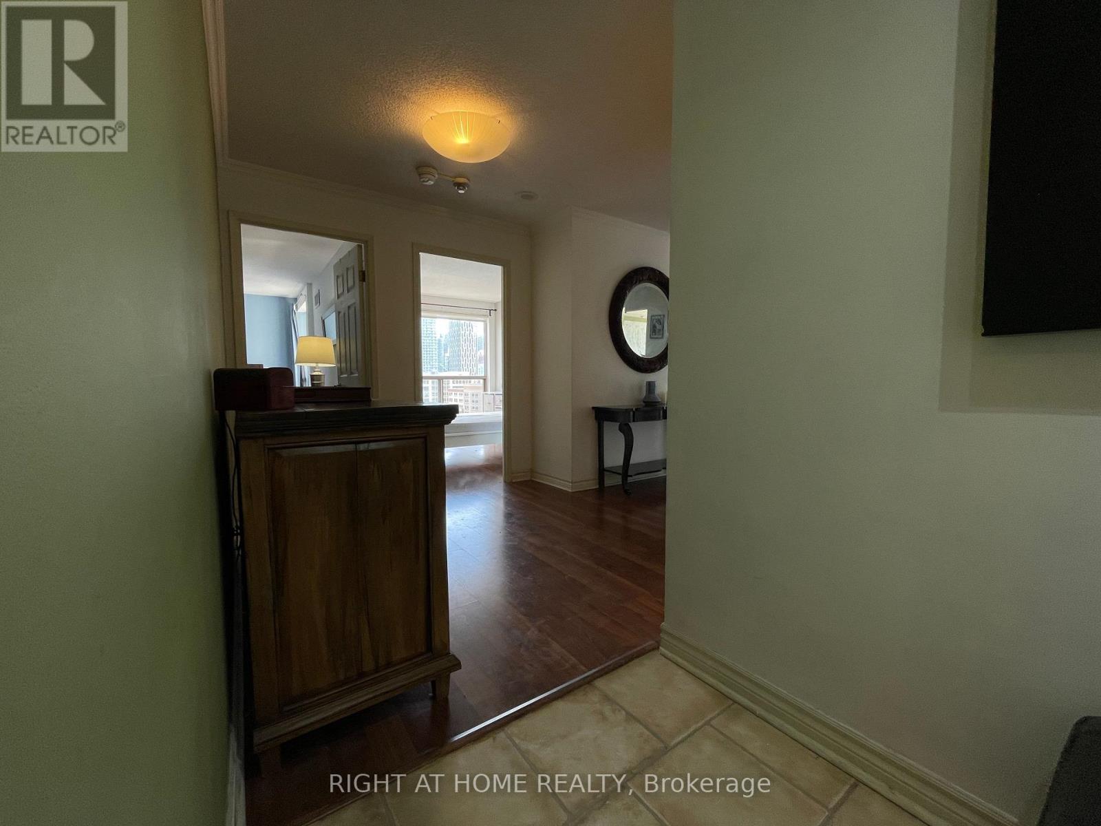 1507 - 298 Jarvis Street, Toronto, Ontario  M5B 2M4 - Photo 6 - C13142866