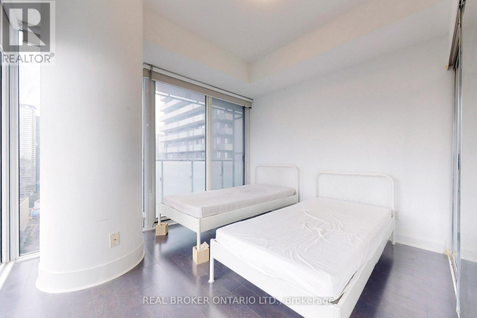 2309 - 65 St Mary Street, Toronto, Ontario  M5S 0A6 - Photo 13 - C13142974