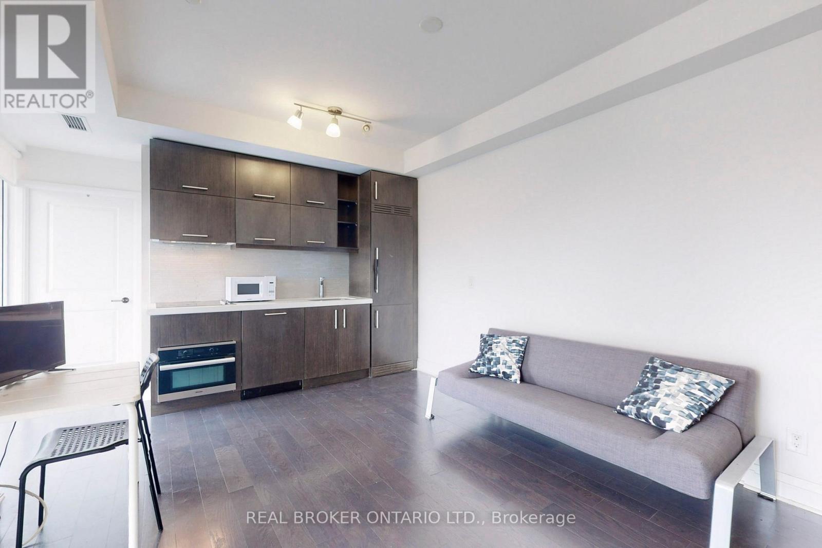 2309 - 65 St Mary Street, Toronto, Ontario  M5S 0A6 - Photo 2 - C13142974