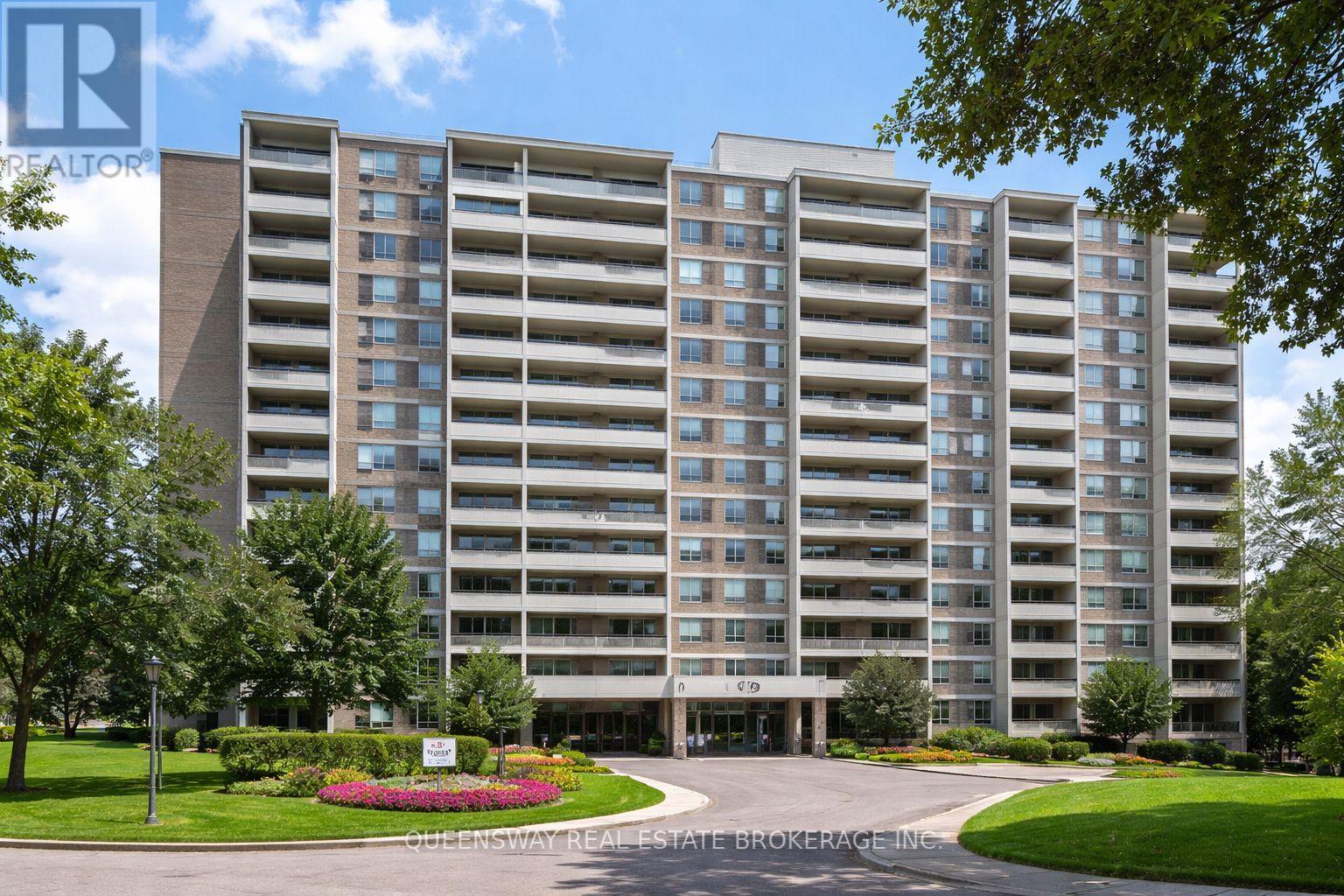 504 - 10 Edgecliff Golfway, Toronto, Ontario  M3C 3A3 - Photo 1 - C13143016