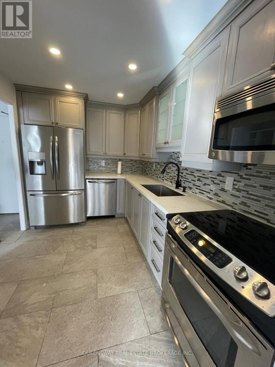 504 - 10 Edgecliff Golfway, Toronto, Ontario  M3C 3A3 - Photo 3 - C13143016
