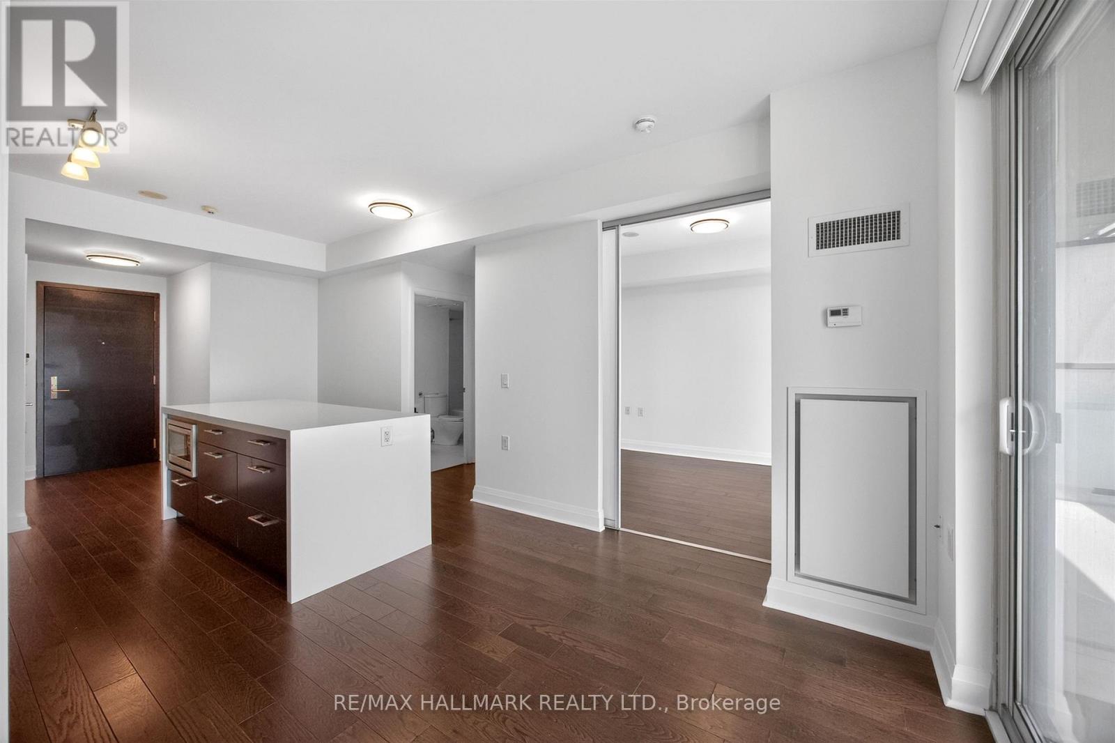 2801 - 1080 Bay Street, Toronto, Ontario  M5S 0A5 - Photo 13 - C13143104
