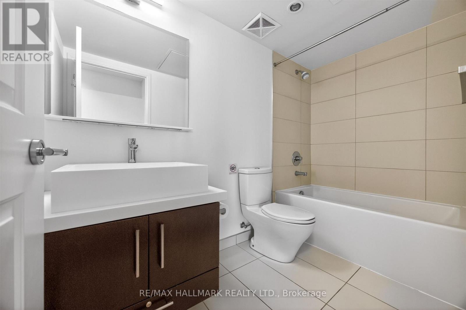 2801 - 1080 Bay Street, Toronto, Ontario  M5S 0A5 - Photo 18 - C13143104