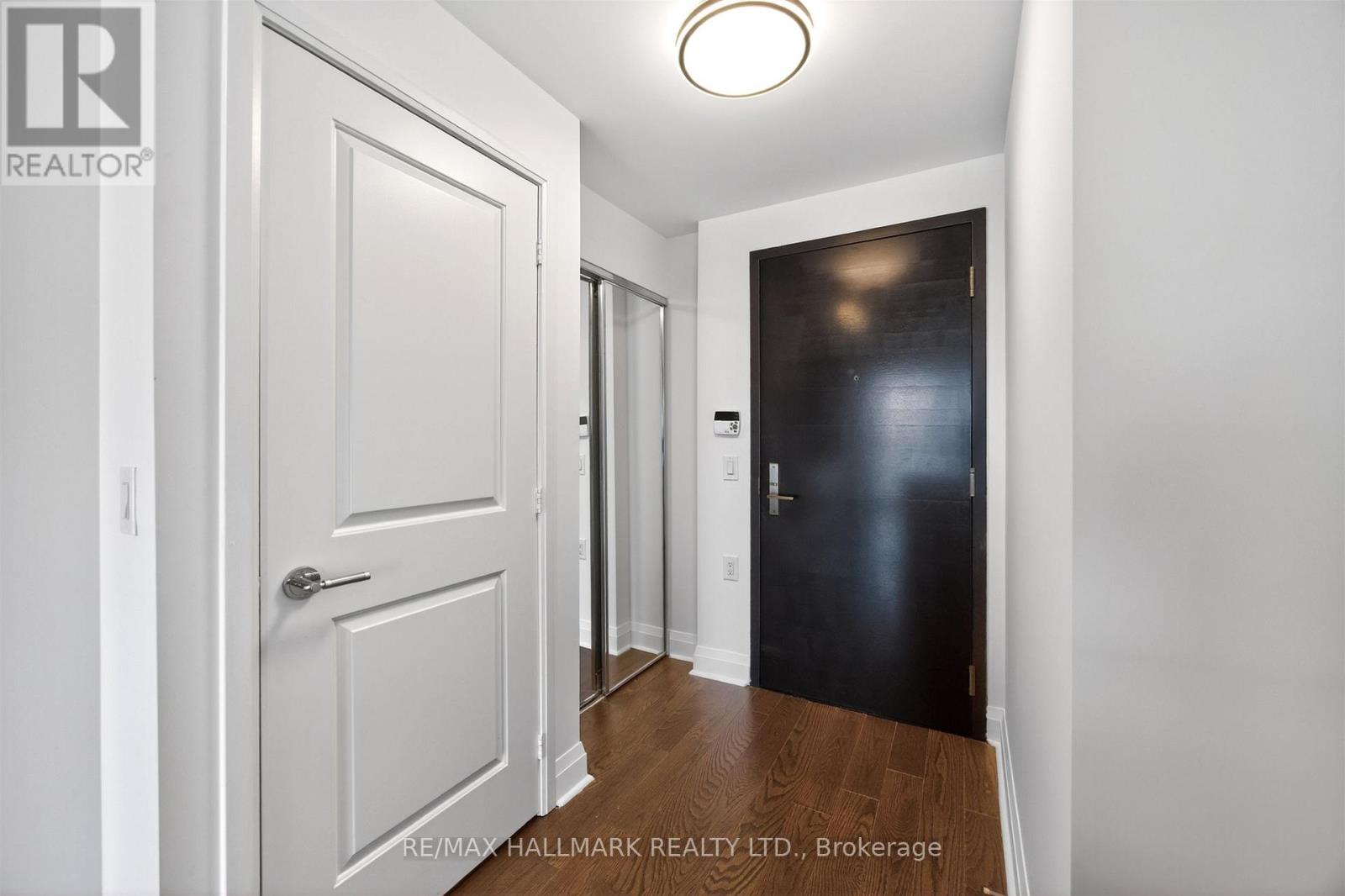 2801 - 1080 Bay Street, Toronto, Ontario  M5S 0A5 - Photo 5 - C13143104