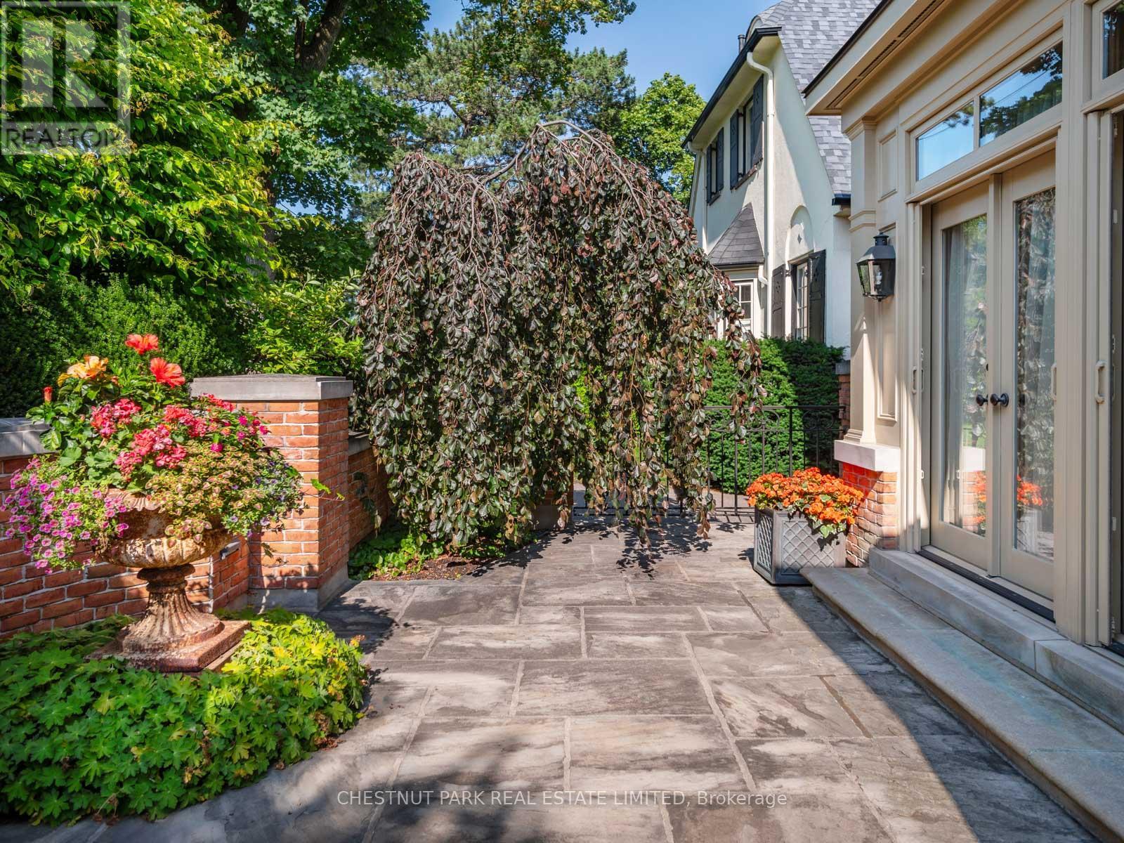 449 Blythwood Road, Toronto, Ontario  M4N 1A8 - Photo 2 - C13143122