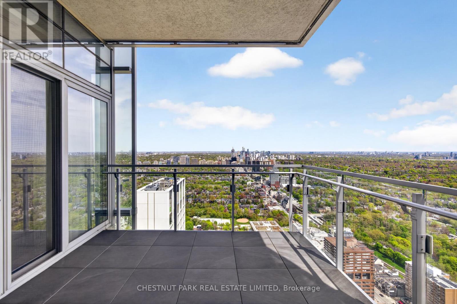 4702 - 50 Yorkville Avenue, Toronto, Ontario  M4W 0A3 - Photo 13 - C13143128