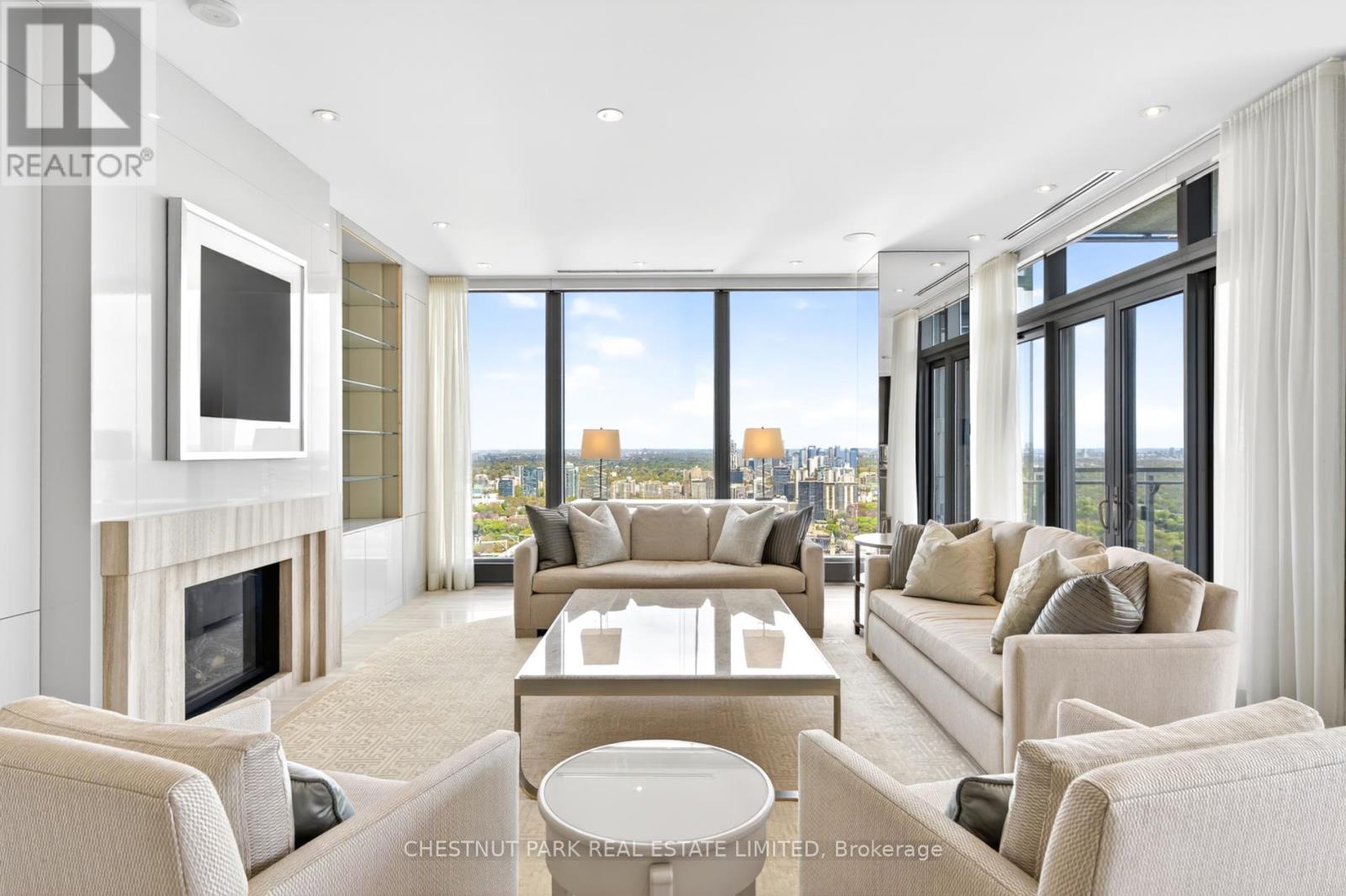 4702 - 50 Yorkville Avenue, Toronto, Ontario  M4W 0A3 - Photo 3 - C13143128