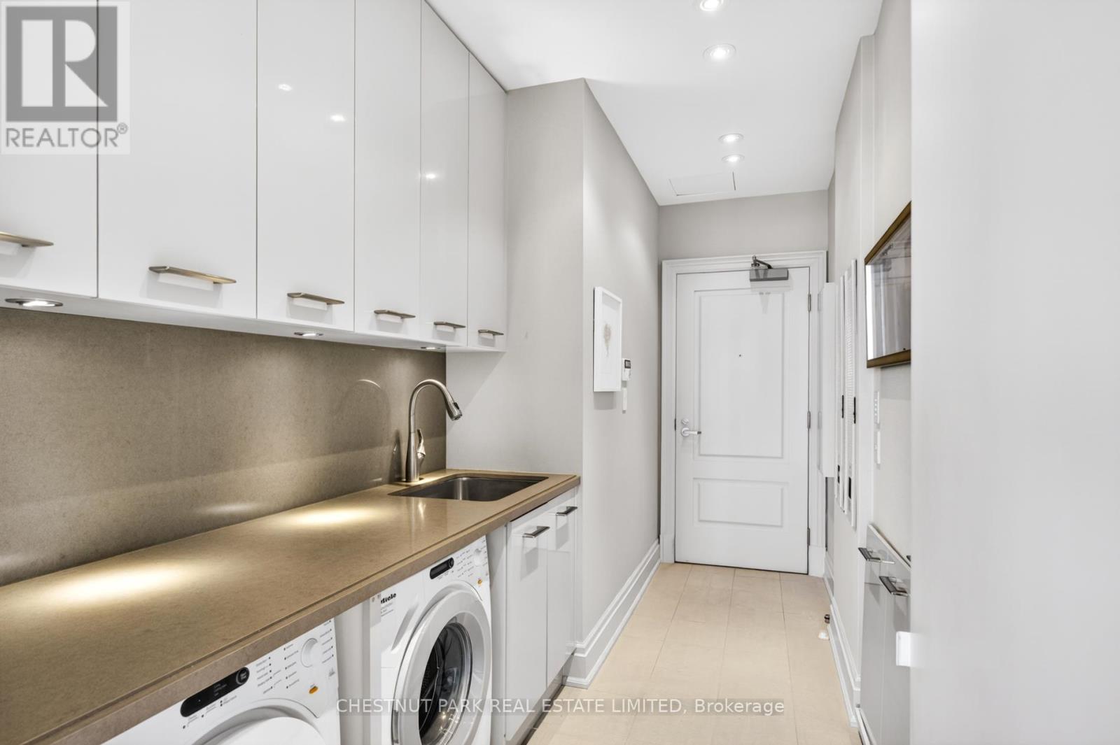 4702 - 50 Yorkville Avenue, Toronto, Ontario  M4W 0A3 - Photo 32 - C13143128