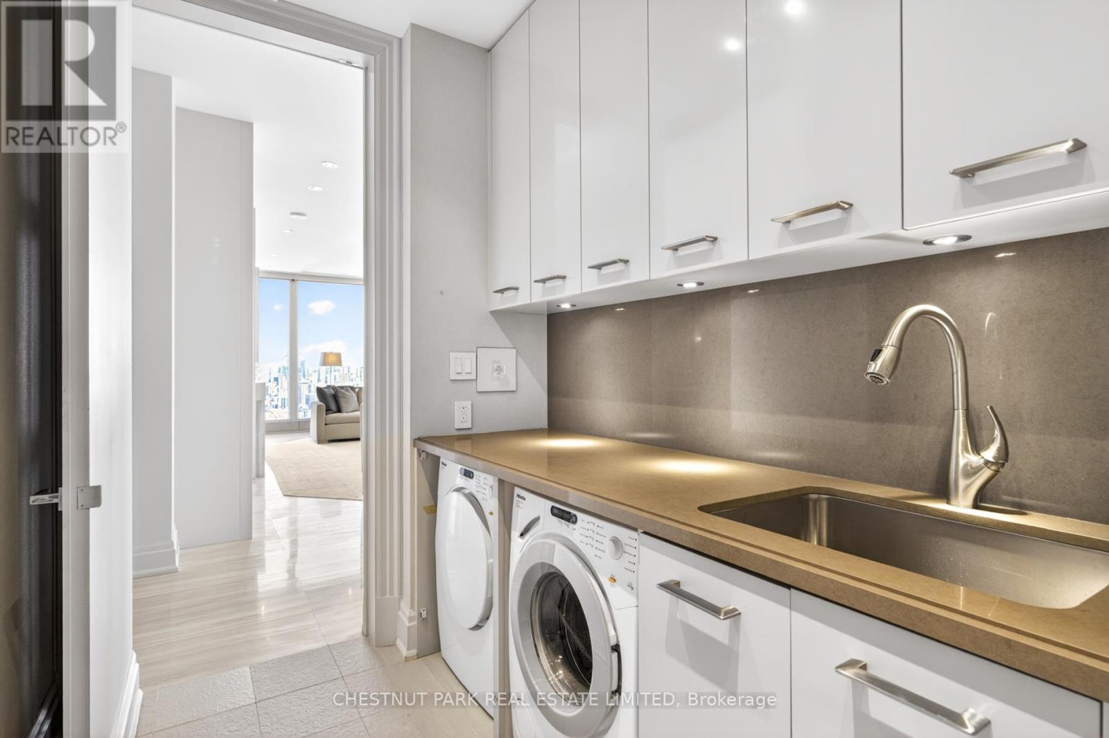 4702 - 50 Yorkville Avenue, Toronto, Ontario  M4W 0A3 - Photo 33 - C13143128