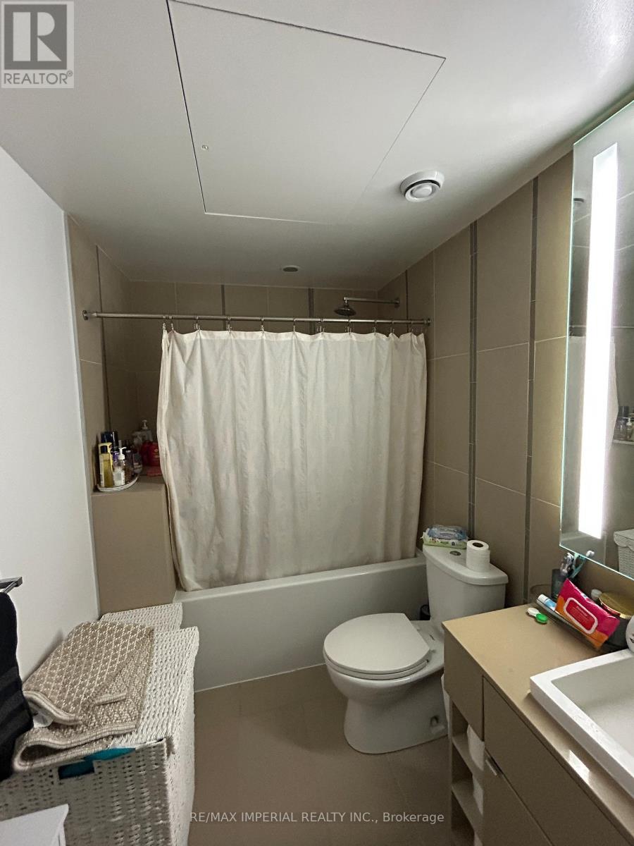 2708 - 101 Peter Street W, Toronto, Ontario  M5V 0G6 - Photo 2 - C13143218