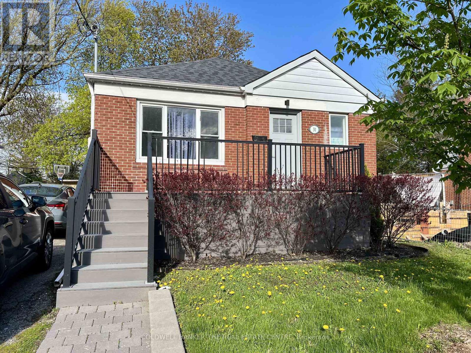 UPPER - 31 SHARPE STREET, Toronto, Ontario