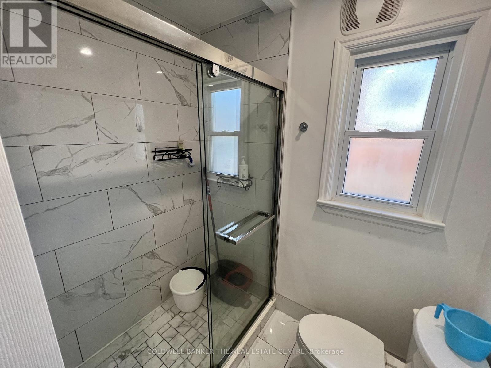 Upper - 31 Sharpe Street, Toronto, Ontario  M1N 3T7 - Photo 12 - E13142834