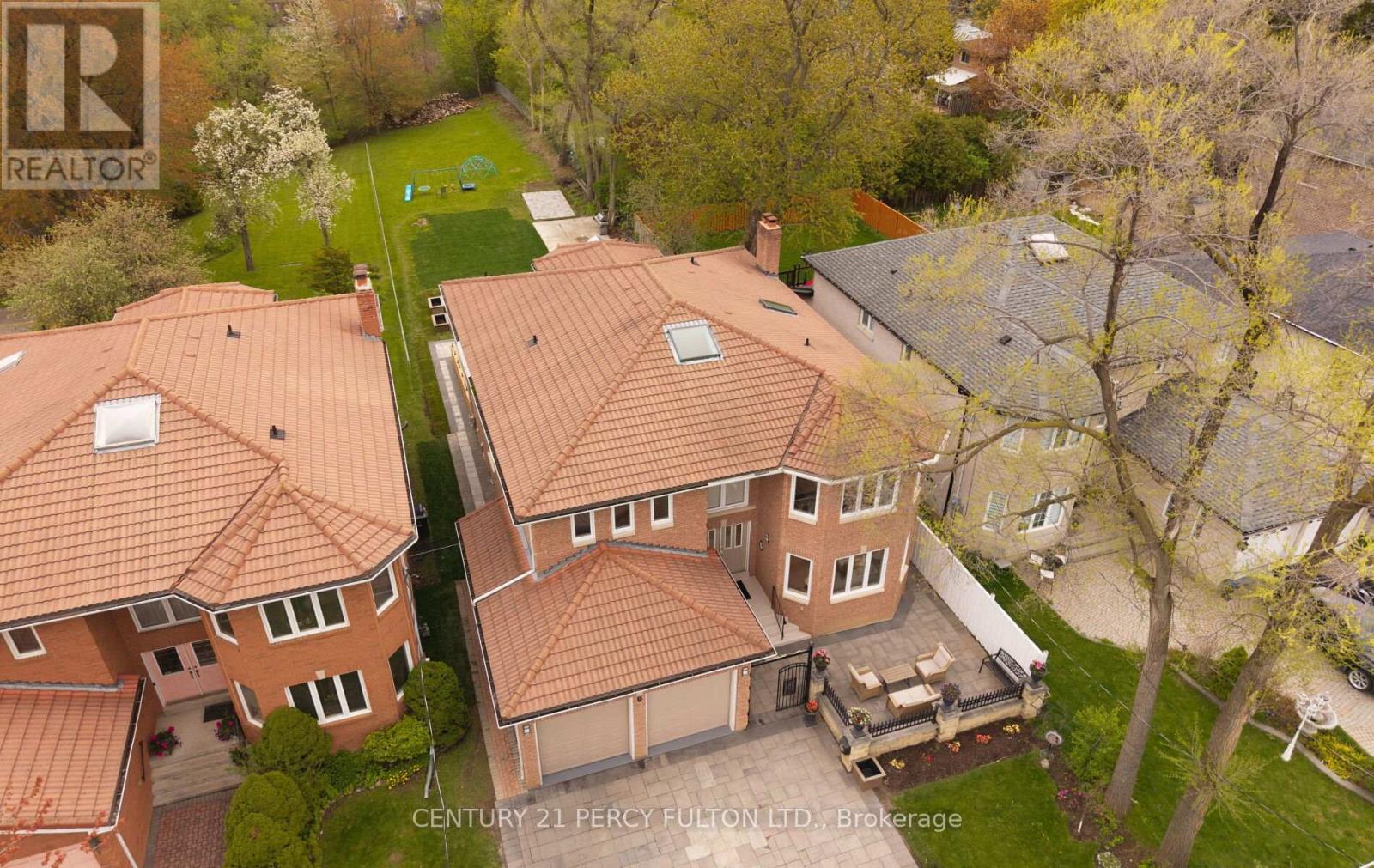 9 Gordon Avenue, Toronto, Ontario M1S 1A6 - Photo 3 - E13142960