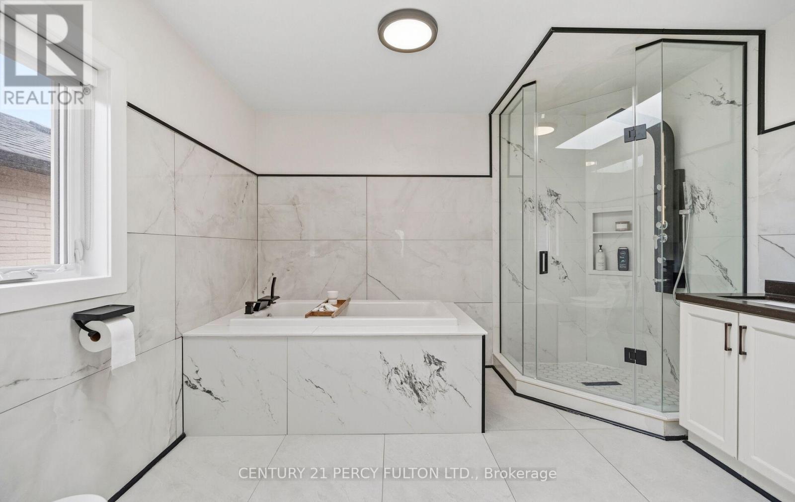 9 Gordon Avenue, Toronto, Ontario M1S 1A6 - Photo 31 - E13142960
