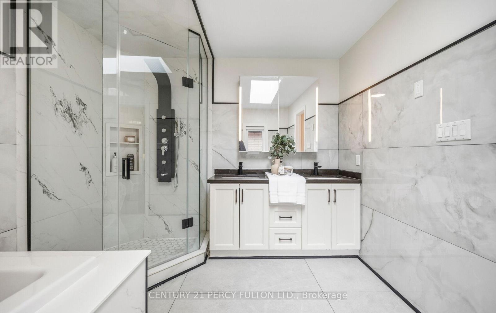 9 Gordon Avenue, Toronto, Ontario M1S 1A6 - Photo 32 - E13142960