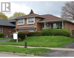22 KENMANOR BOULEVARD, Toronto, Ontario