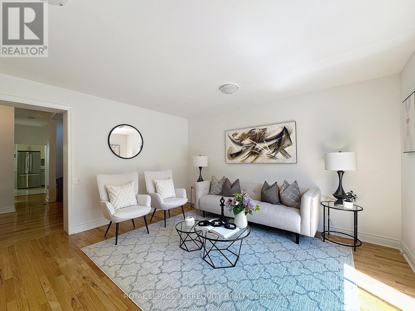 57 Queensdale Avenue, Toronto, Ontario  M4J 1Y1 - Photo 5 - E13143178