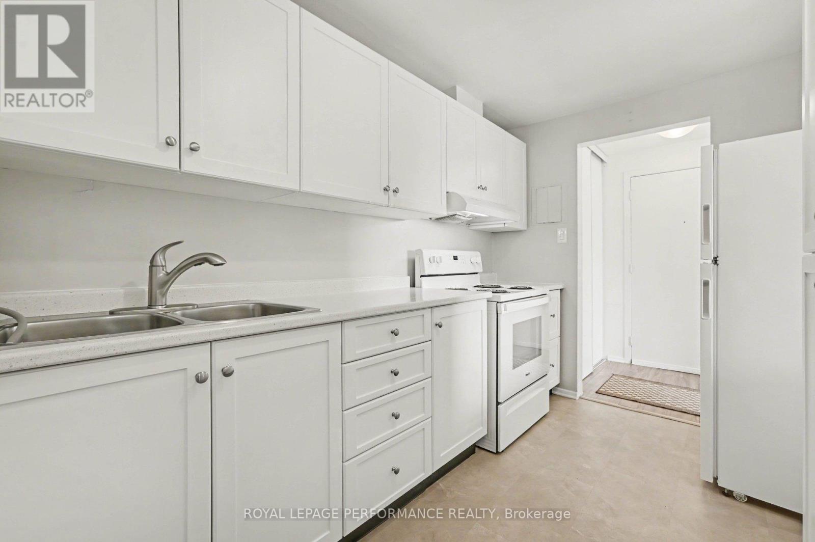 8 - 51 Sumac Street, Ottawa, Ontario  K1J 7T7 - Photo 16 - X12853500
