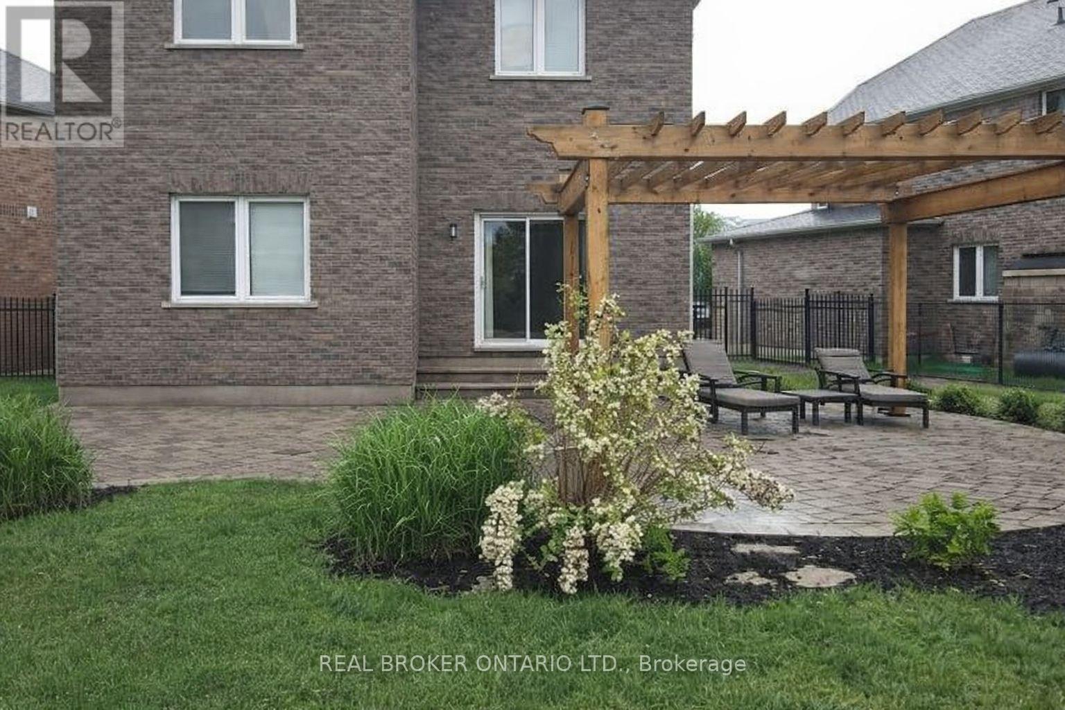 44 Saltzburg Crescent, Georgina, Ontario L4P 4H3 - Photo 37 - N13142892