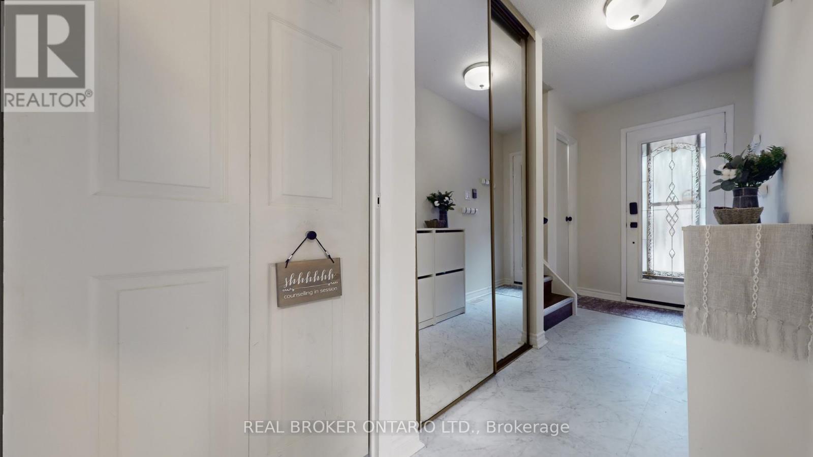 12 Woodglen Way, Markham, Ontario  L3R 3A8 - Photo 10 - N13142900