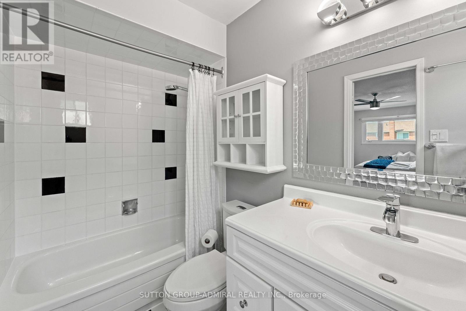 27 Ramblewood Lane, Vaughan, Ontario  L4J 6R8 - Photo 24 - N13143222