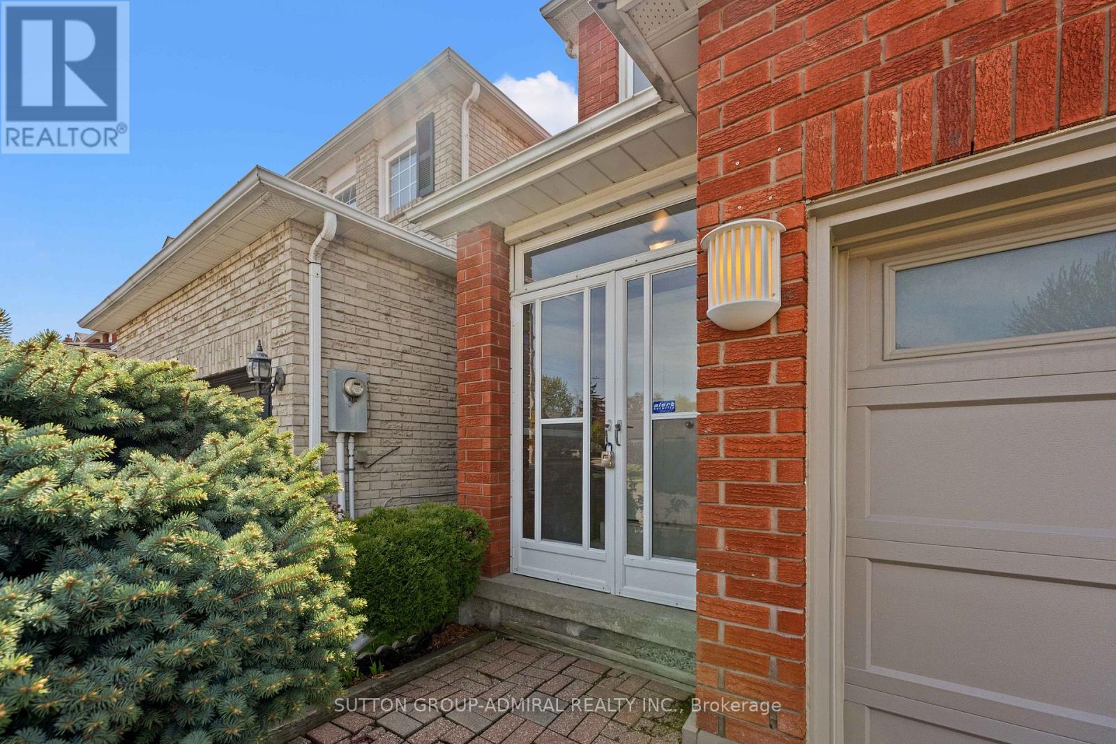 27 Ramblewood Lane, Vaughan, Ontario  L4J 6R8 - Photo 3 - N13143222