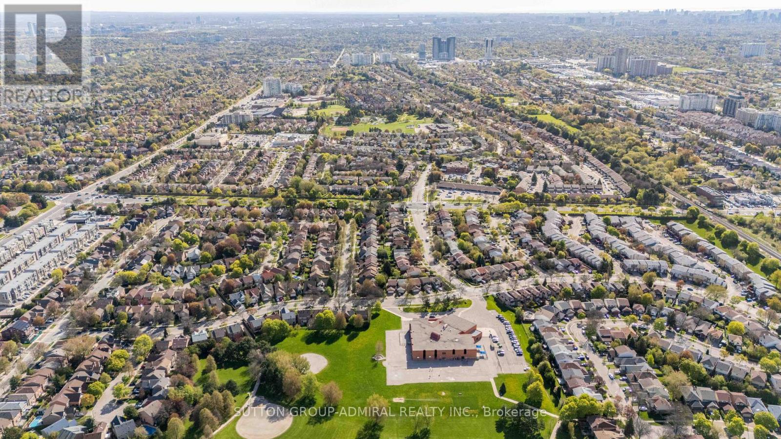27 Ramblewood Lane, Vaughan, Ontario  L4J 6R8 - Photo 40 - N13143222