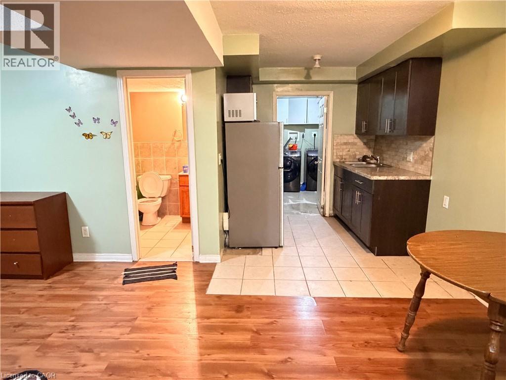 1126 Copper Leaf Crescent, Kitchener, Ontario  N2E 3W4 - Photo 12 - 40831241